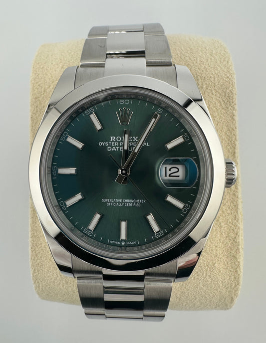 Rolex Datejust - Mint Dial - Smooth Bezel - Oyster Bracelet - Reference # 126300